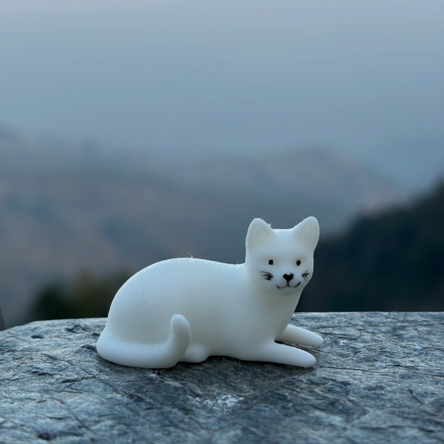 CalmCat Figurine