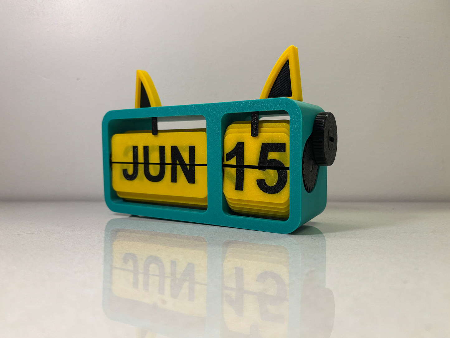 MeowDay™ Desk Calendar with Magnetic Cat-Ears